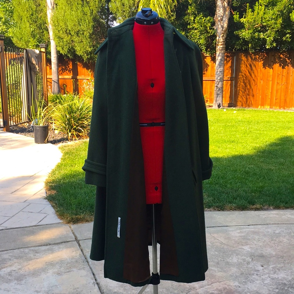 Vintage Anne Klein full length green coat
